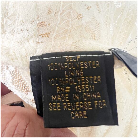 Moshita Couture Vintage Lace & Satin Bolero Cropped Sized XL Cream Wedding - Picture 9 of 9